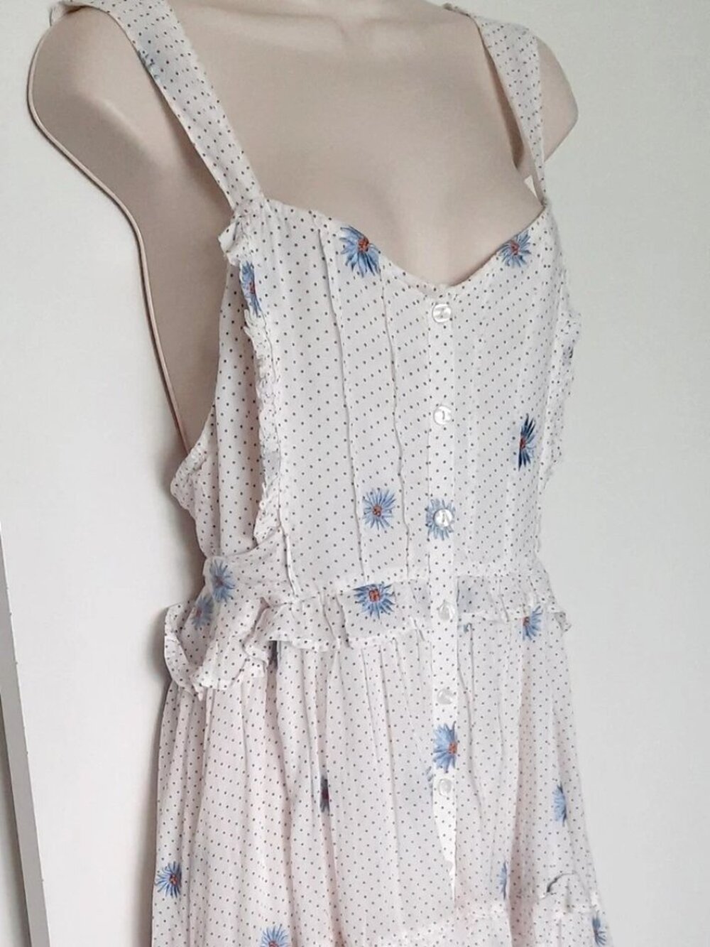 Free People Daisy Chain Cotton Midi Dress Embroidered Ecru Combo Size L NWT - Picture 4 of 13